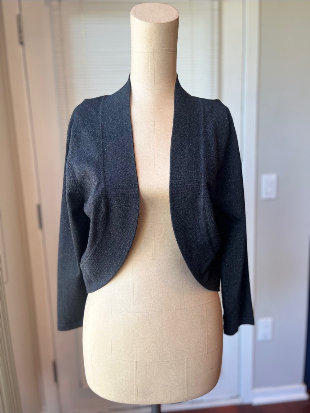 Glint Black with Silver Thread Open-Front Cropped Cardigan Bolero M/L EUC